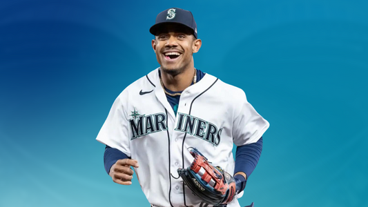 Julio Rodriguez Was Snubbed of a Gold Glove Award